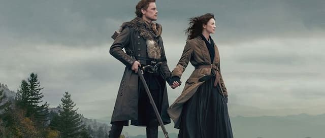 10 Books Like Outlander That'll Make You Want a Scot of Your Own
